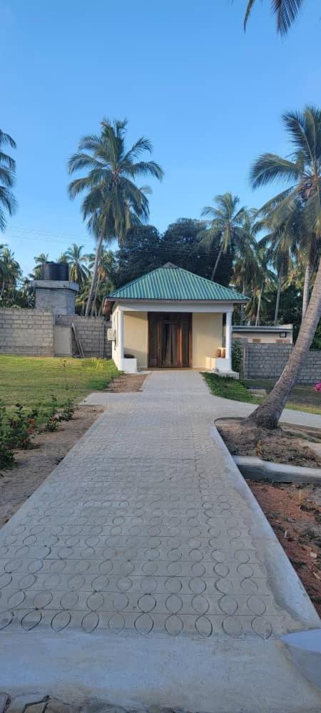 Mafia Neptune Villa Lodge Utende Kültér fotó